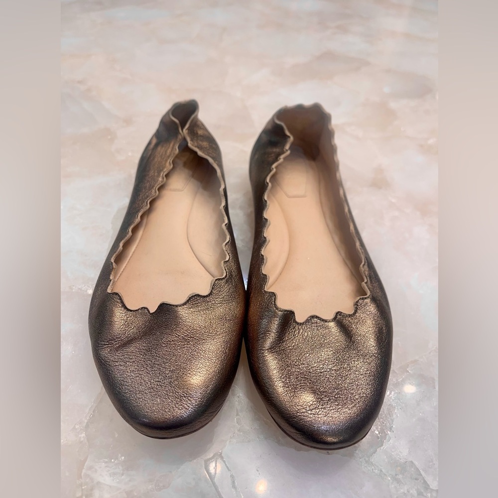 Chloé
Lauren Scalloped Leather Ballerina Flat